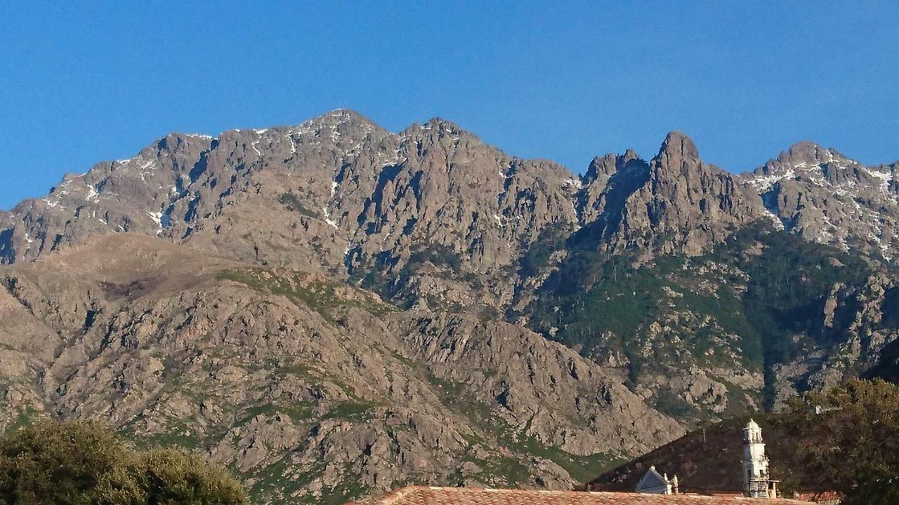 Joli Villa Marcel Classee 3 Etoiles Calenzana Exterior photo